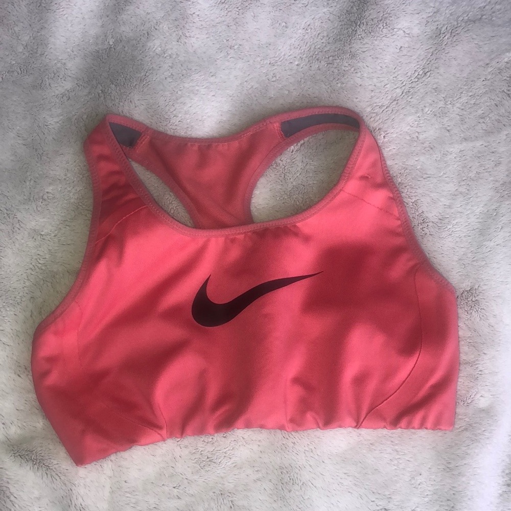 Size Small Nike Women’s Sports Bra